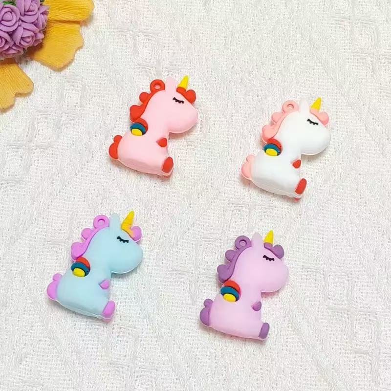 unicorn pendant -  Match game