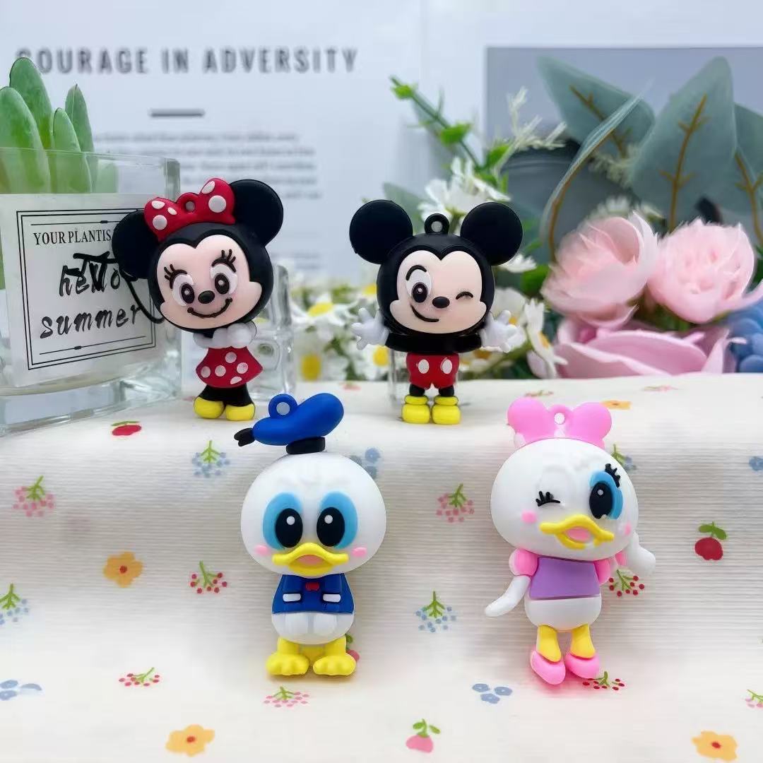 Disney pendant   - Match game