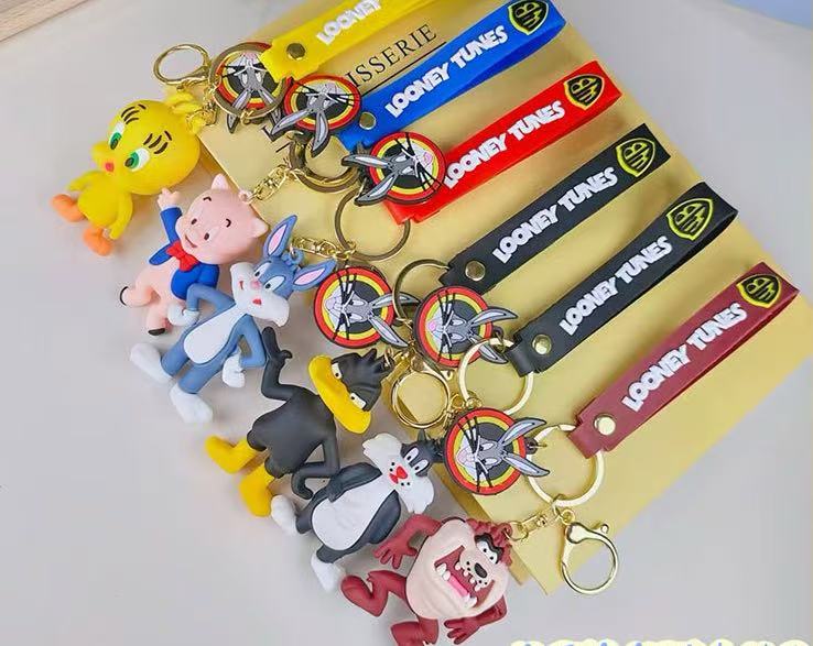 Looney Tunes 2 keychain  - Match game