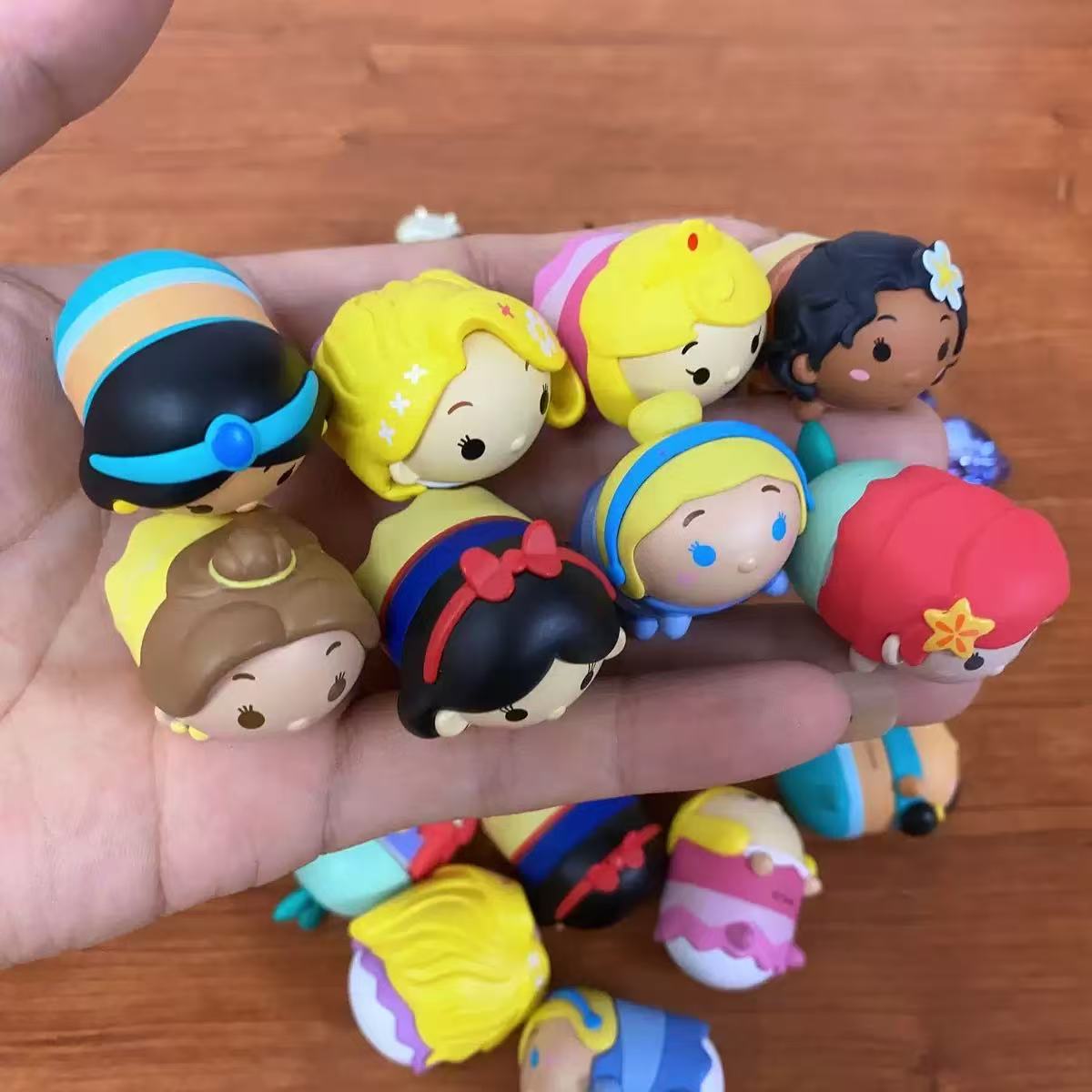 Disney princess  tsum   - Match game